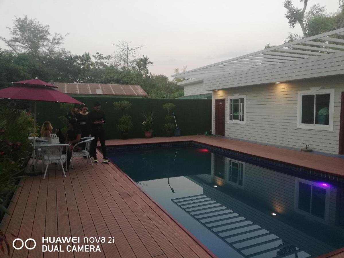 โรงแรมสุพรีม ย่างกุ้ง ภายนอก รูปภาพ